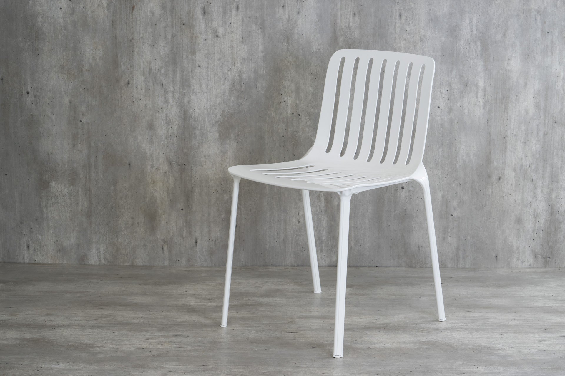 Nebula Die-Cast Aluminium Stackable Chair